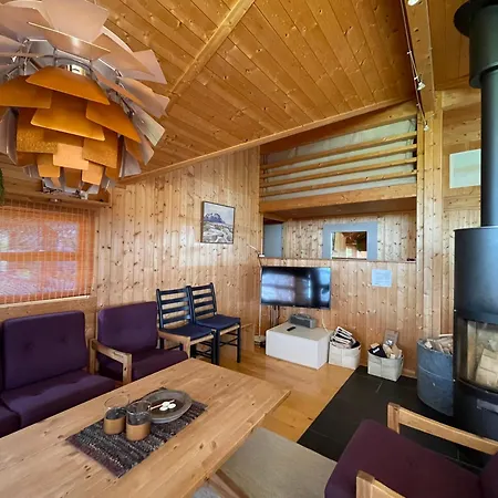 Svarthamar - With Amazing View Casa de Férias *