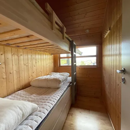 Svarthamar - With Amazing View Ål